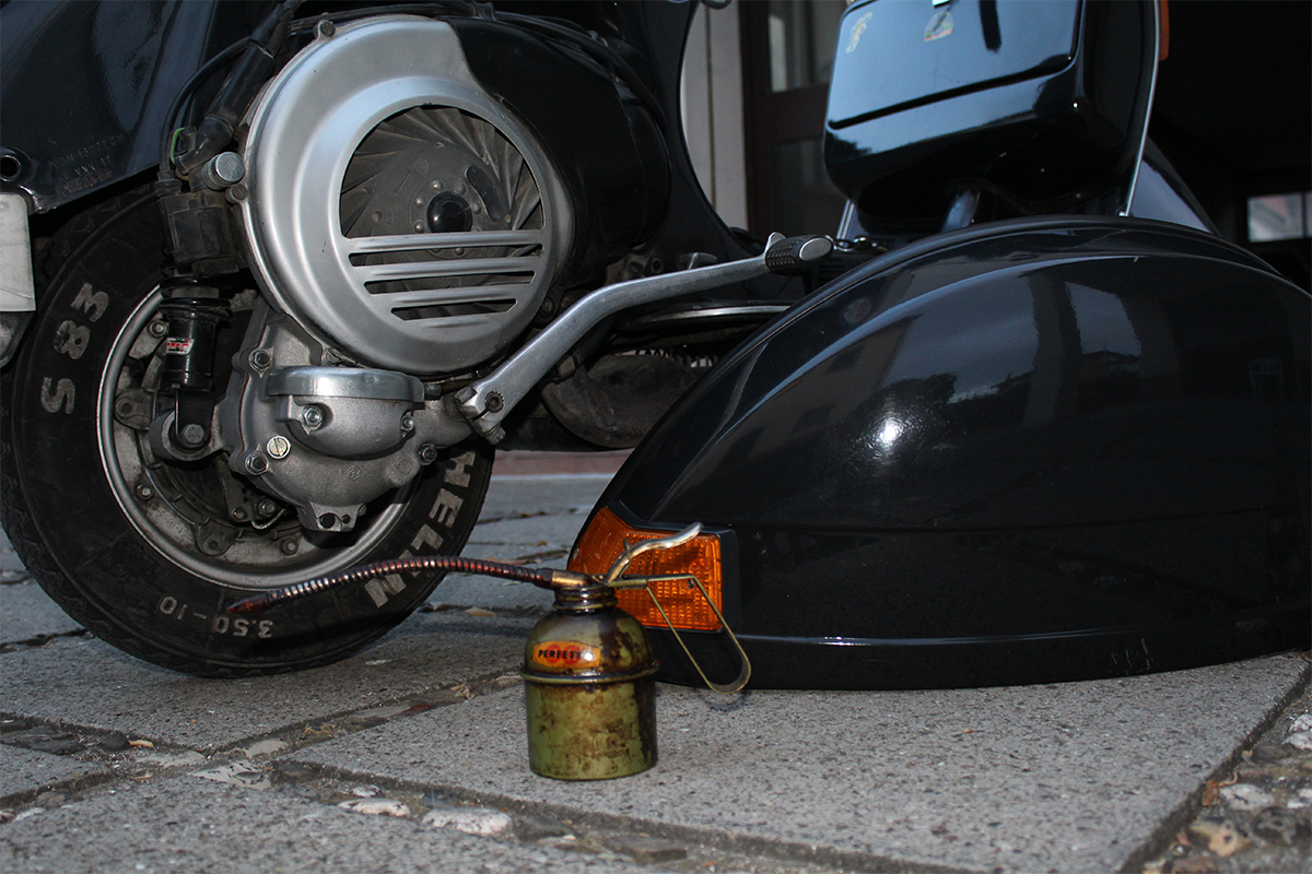 come sostituire olio motore vespa