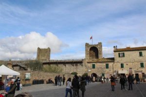 Piazza Monteriggioni