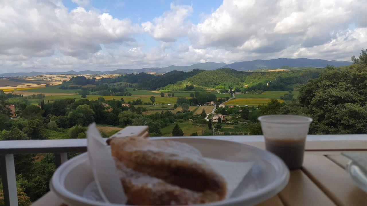 Colazione a Lorenzana